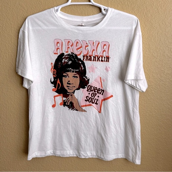 Aretha Franklin Graphic Short Sleeve Crewneck Tee - Picture 2 of 8